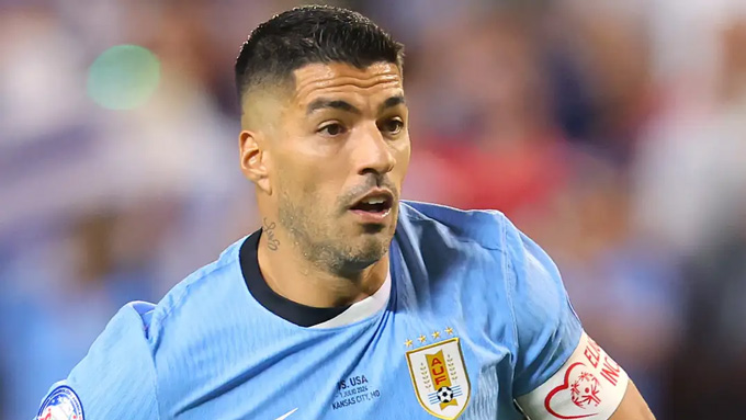 Suarez không hài lòng vì Pereira coi thường Uruguay