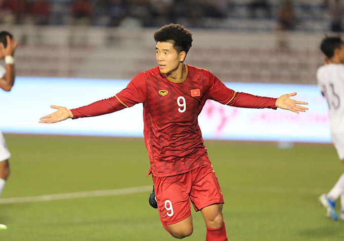 Hà Đức Chinh chỉ ghi được 1 bàn thắng ở V.League 2023/24 trong màu áo Bình Định 