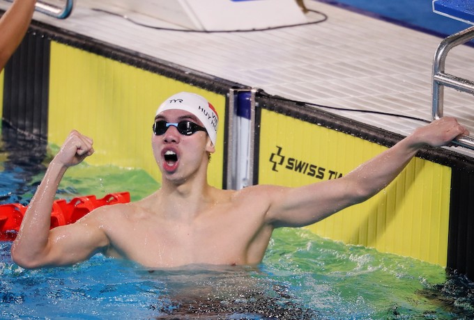 Huy hoàng là tay bơi duy nhất dành vé chính thức đến Olympic, ngoài ra còn có kình ngư Mỹ Tiên được suất đặc cách. Ảnh: Phan Tùng