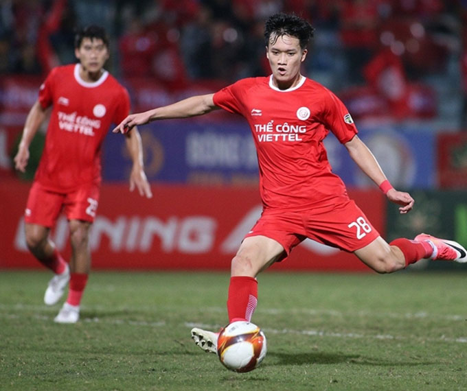 Thể Công Viettel sẽ rất đau đầu nếu Hoàng Đức ra đi sau giai đoạn 1 V.League 2024/25 - Ảnh: Minh Tuấn 