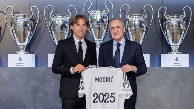 Modric sẽ gắn bó với Real tới 2025