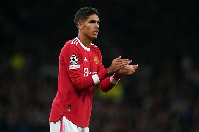 Không mua được Varane thời trẻ, MU chỉ có được Varane khi đã toan về già