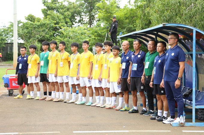 Cristiano Roland đang dẫn dắt U17 Hà Nội tại vòng chung kết U17 QG 2024. Ảnh: Văn Trung