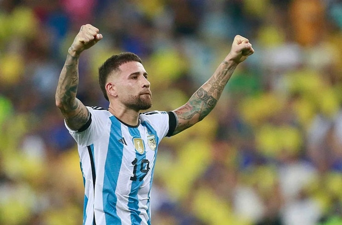 Otamendi đeo băng đội trưởng U23 Argentina