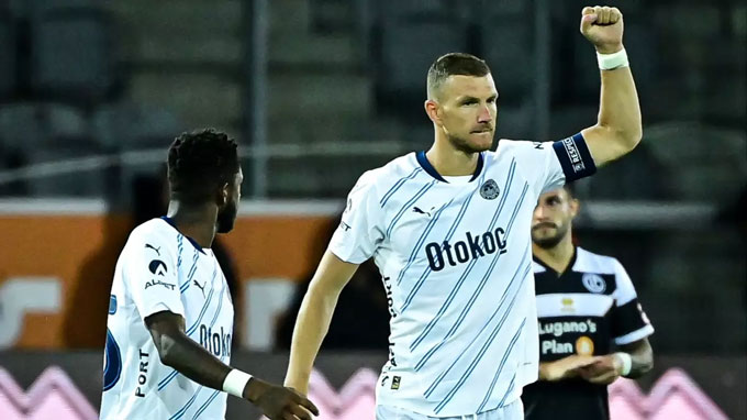 Dzeko lập hat-trick giúp Fenerbahce thắng Lugano 4-3