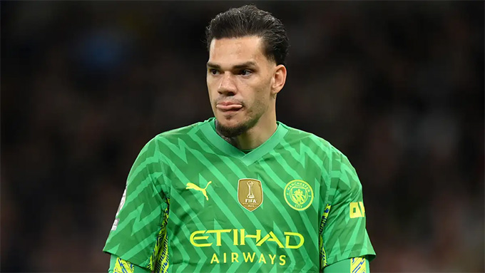 Tại sao Ederson muốn rời Man City?