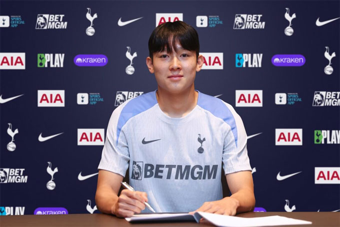 Yang Min-hyuk ký hợp đồng 6 năm với Tottenham