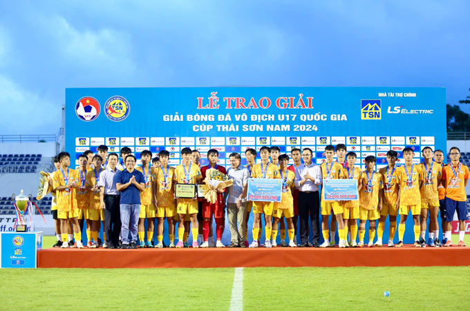 U17 HAGL lọt vào chung kết U17 QG sau hơn 1 thập kỷ đợi chờ