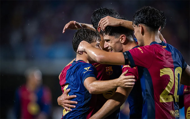 Barca có bước chạy đà suôn sẻ trước mùa giải mới