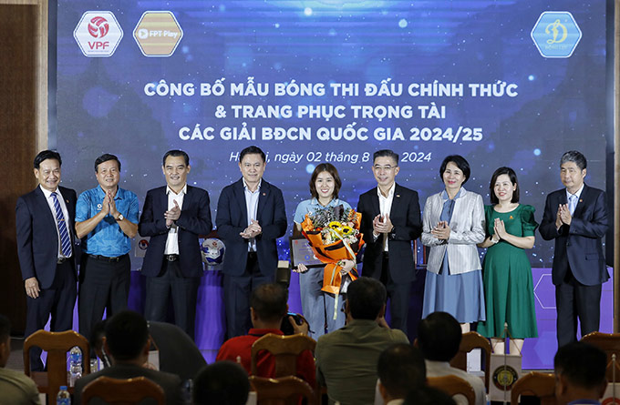 V.League 2024/25 được chuẩn bị kỹ càng - Ảnh: Đức Cường