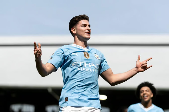 Alvarez trên đường rời Man City