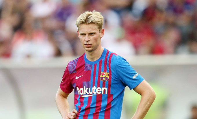 De Jong bị Barca rao bán với giá chỉ 40 triệu bảng