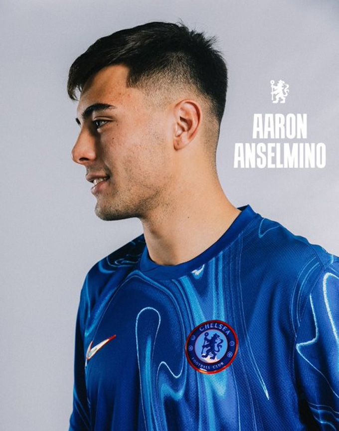 Anselmino là tân binh mới nhất của Chelsea