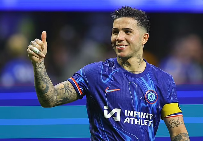Enzo Fernandez nhận được sự tin tưởng của BHL Chelsea