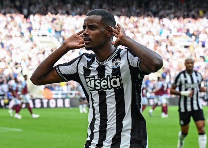 Alexander Isak vẫn là mũi nhọn chủ lực của Newcastle