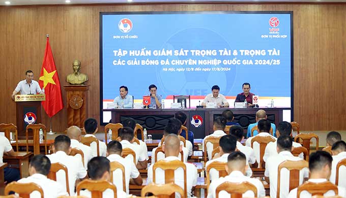 VAR đóng vai trò quan trọng ở mùa giải 2024/25