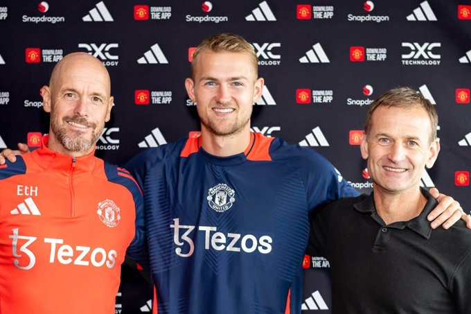 De Ligt và Ten Hag tái hợp tại MU