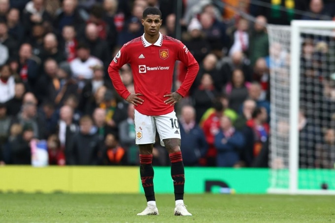 Marcus Rashford cũng có thể bật lên ghế dự bị nếu chơi không tốt