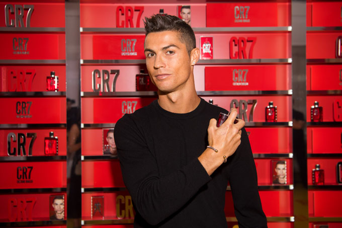 Ronaldo là người kiếm tiền đỉnh nhất Instagram năm 2024 - Bongdaplus.vn