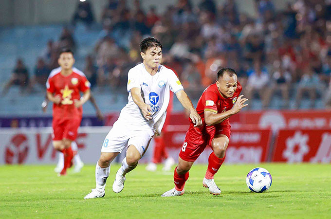 Hà Tĩnh có chiến thắng lịch sử trước Nam Định ở ngày khai màn V.League 2024/25 - Ảnh: Xuân Thủy 