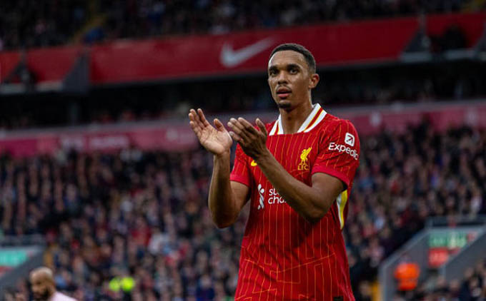 3. Trent Alexander-Arnold: Ngôi sao người Anh đang ở thời kỳ đỉnh cao sự nghiệp. Các CĐV kỳ vọng Liverpool sẽ sớm trói chân Alexander-Arnold trong bối cảnh Real Madrid= đang quan tâm đến ngôi sao 25 tuổi.