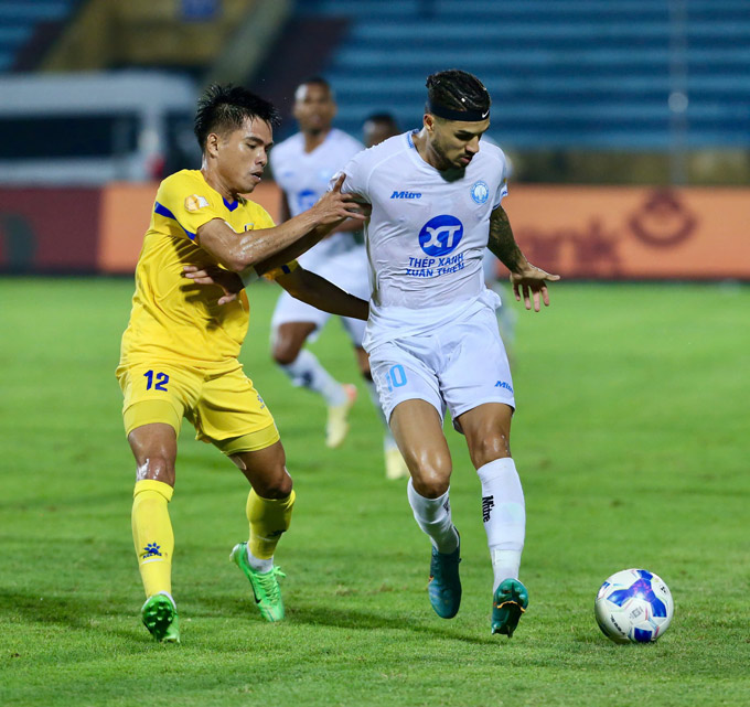 Hendrio là một trong những ngoại binh xuất sắc nhất tại V.League. Ảnh: Minh Tuấn 