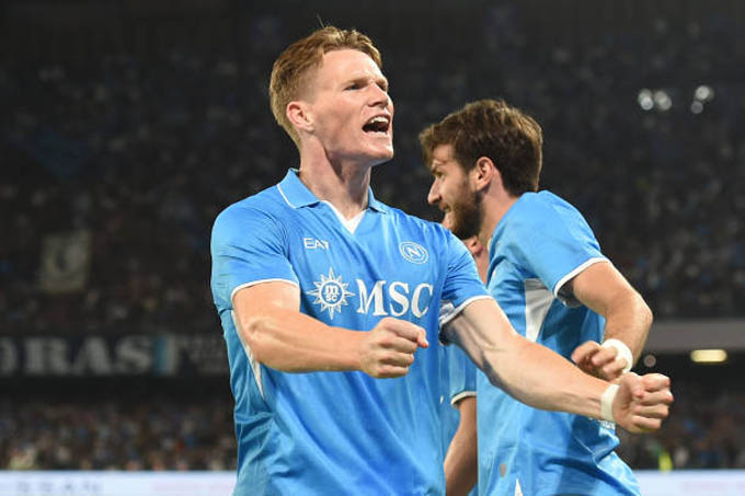 Manchester United Hối Hận Khi Bán Scott McTominay Cho Napoli