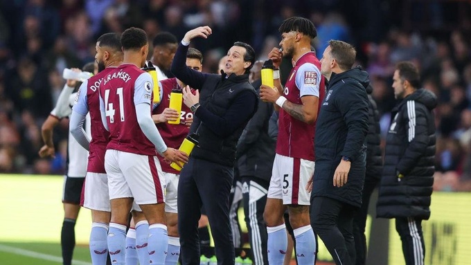 Emery luôn biết cách khiến các học trò đá "chết bỏ" vì ông