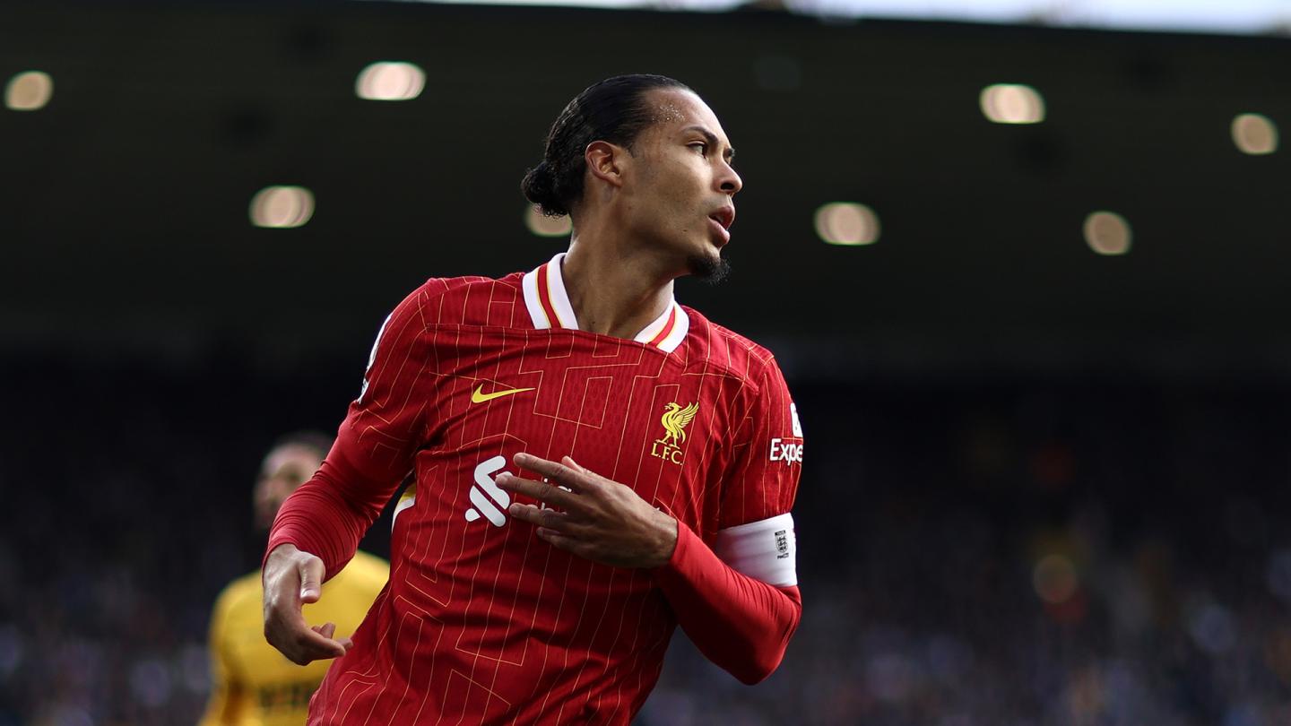 Virgil van Dijk năm nay đã 33 tuổi