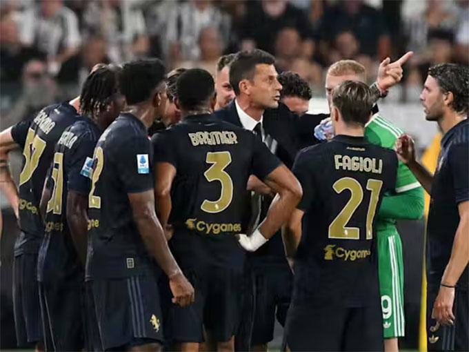 Juventus là đội bóng Italia duy nhất toàn thắng ở Champions League