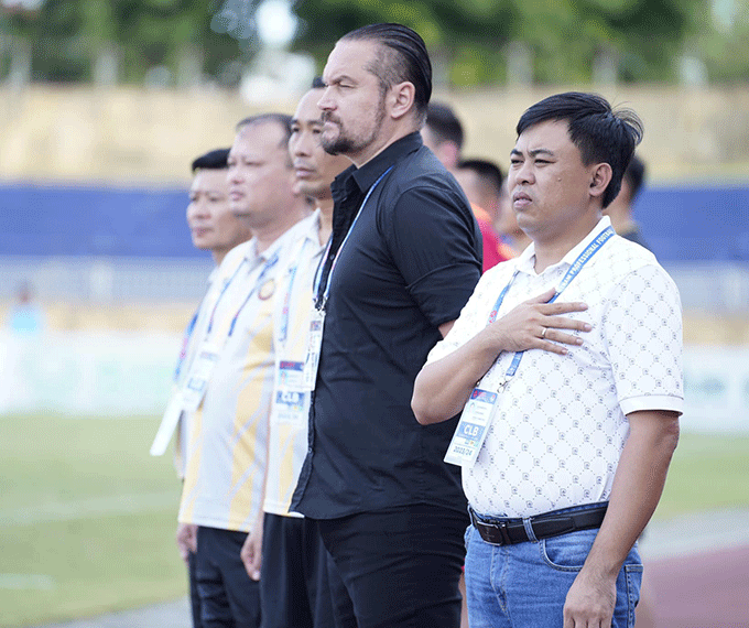 Ông Cao Hoàng Đức chính là người "khai quật" đưa HLV Popov đến với V.League