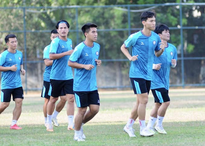 Lực lượng Khánh Hoà lúc còn ở V.League, nay tan tác muôn nơi. Ảnh: KHFC