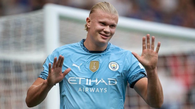 5. Erling Haaland (24): Tiền đạo của Man City hiện chỉ còn cách 5 hat-trick nữa là phá vỡ kỷ lục hat-trick mọi thời đại của Premier League hiện đang do Aguero nắm giữ. Haaland bắt đầu mùa giải 2024/25 một cách bùng nổ khi anh ghi hat-trick liên tiếp vào lưới Ipswich Town và West Ham United tại Premier League nhưng giờ anh đang có phong độ chưa ổn định.