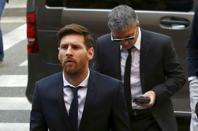 Messi lại rơi vào cảnh 