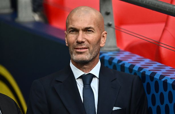 Zinedine Zidane - Ứng cử viên lý tưởng cho ghế nóng Old Trafford?