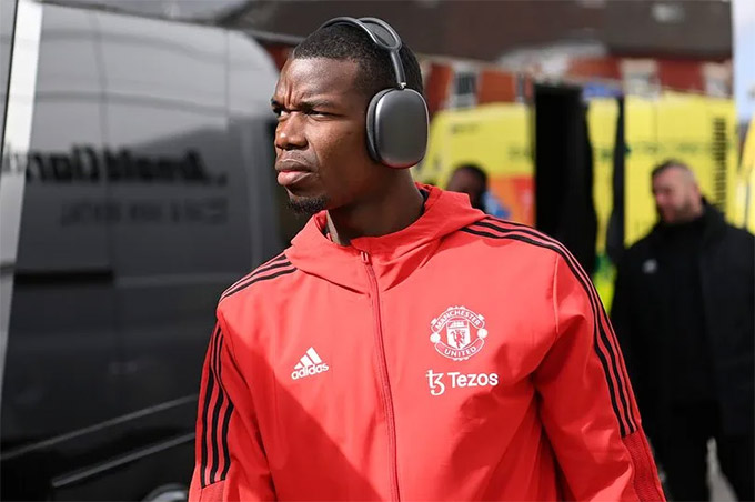 Pogba từng có 2 giai đoạn khoác áo MU