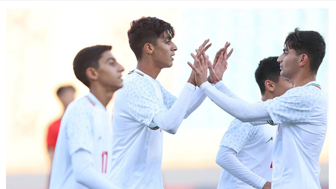 U17 Iran đại thắng