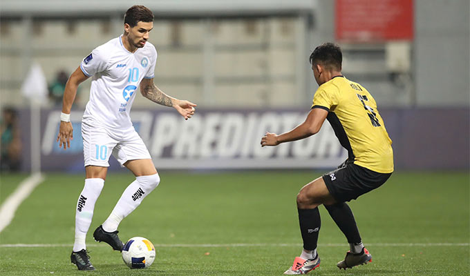 Hendrio và các đồng đội sẽ có 2 cuộc tiếp đón Tampines Rover và Lee Man trên sân nhà ở AFC Champions League Two - Ảnh: Quỳnh Anh 