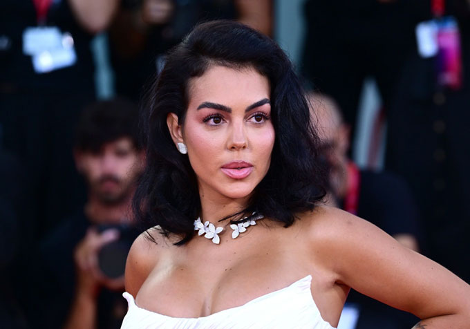Rắc rối đang đeo bám Georgina Rodriguez