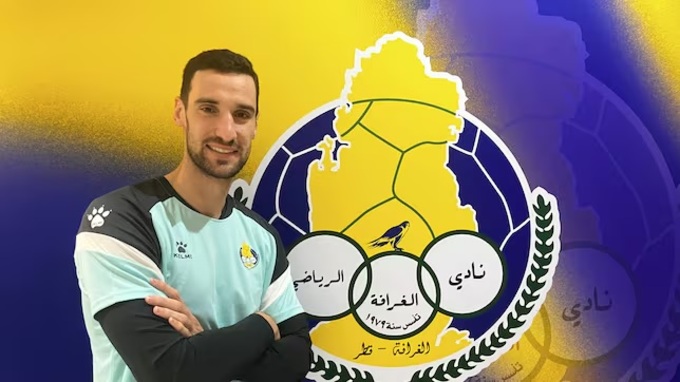 Sergio Rico đang tìm lại nụ cười khi trở lại sân cỏ trong màu áo Al Gharafa (Qatar).