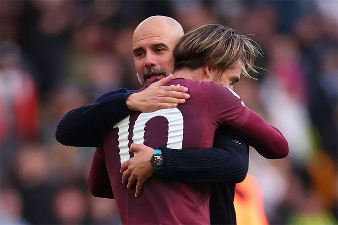 Pep tức giận khi Grealish không khỏe vẫn được triệu tập rồi mới rút lui