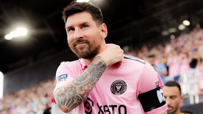 Siêu sao Lionel Messi cũng có tên trong danh sách rút gọn của  cuộc bầu chọn năm nay