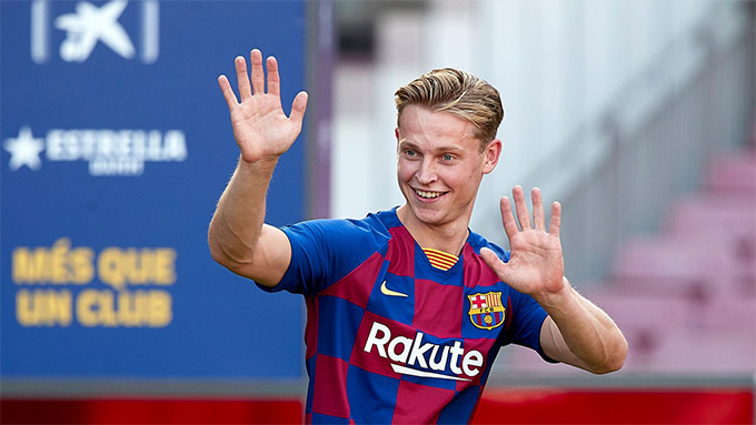 De Jong gặp vấn đề về mức lương quá cao ở Barca