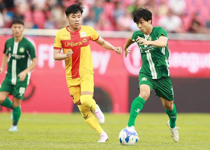 Nhiều khả năng HLV Kim Sang Sik sẽ không triệu tập bổ sung Công Phượng chuẩn bị cho AFF Cup 2024