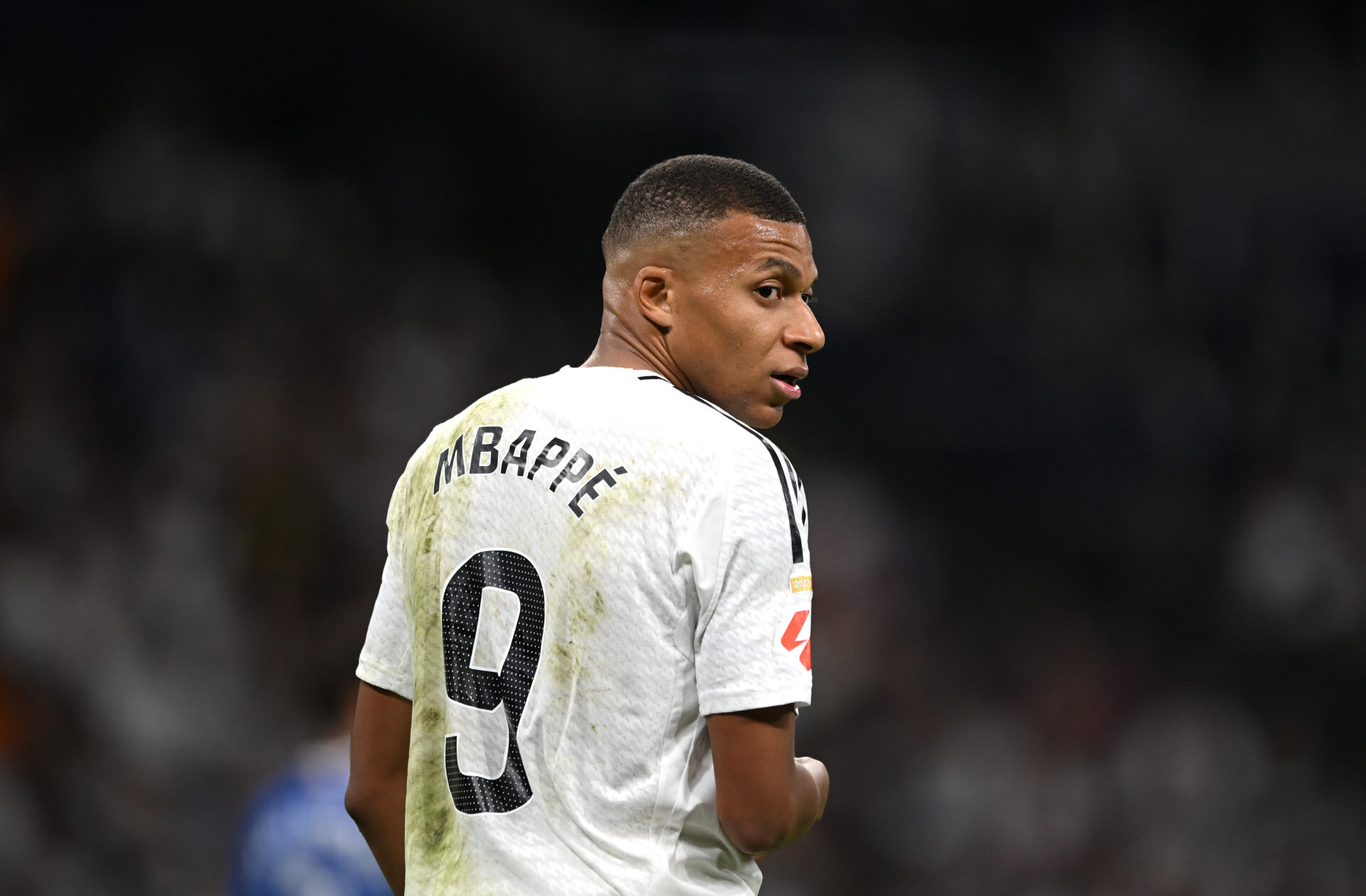 Mbappe đã trải qua 100 ngày toàn bão giông và bóng tối tại Real