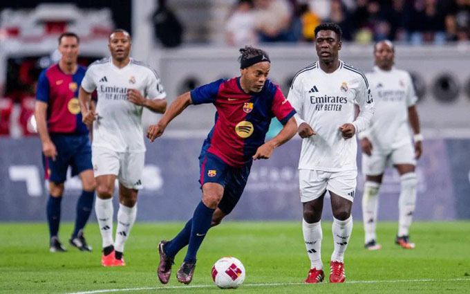 Ronaldinho vẫn sở hữu nhiều phẩm chất đáng quý dù cao tuổi