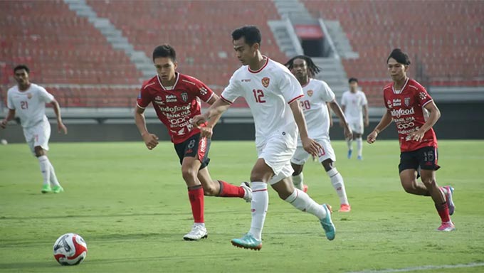 Indonesia thắng nhẹ Bali United - Ảnh: Bola 