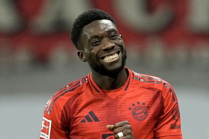 Alphonso Davies mong muốn gắn bó lâu dài với Bayern