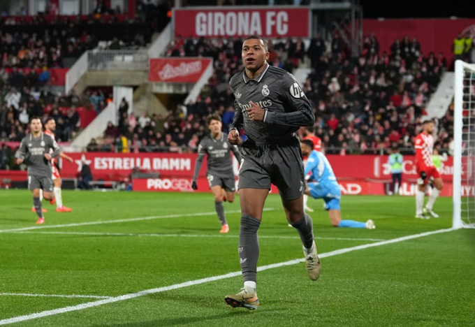 Mbappe ghi 1 bàn giúp Real Madrid hạ Girona