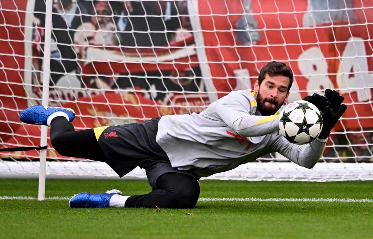 Alisson Becker chuẩn bị trở lại